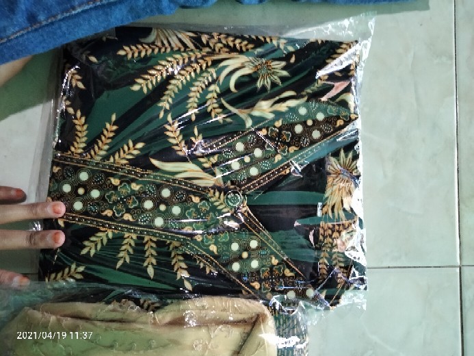 Couple Gamis Batik Sutra Prada Ekslusif
