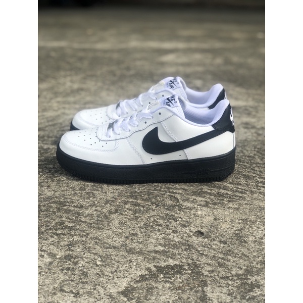 Sepatu Sneakers Nike Air Force 1 LV08 Pria Best Seller Brand New In Box