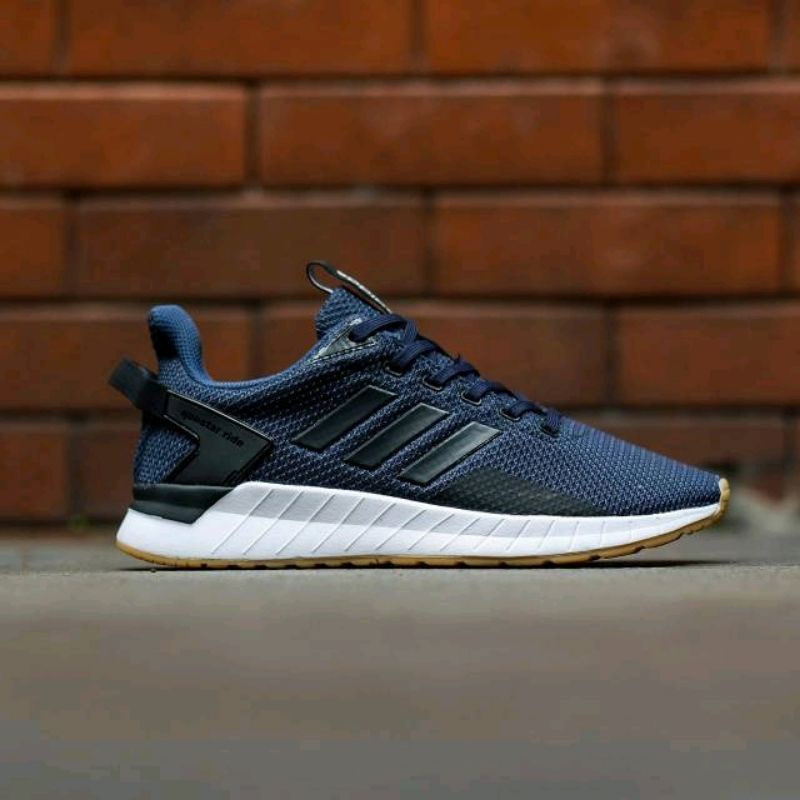 Adidas Questar ride Navy Sol Gum Original OEM / Sepatu Sneakers Pria