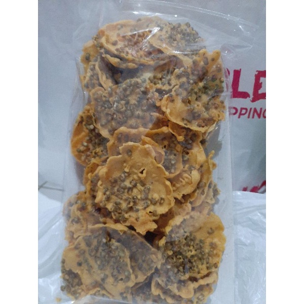 

Peyek Kacang Hijau Renyah