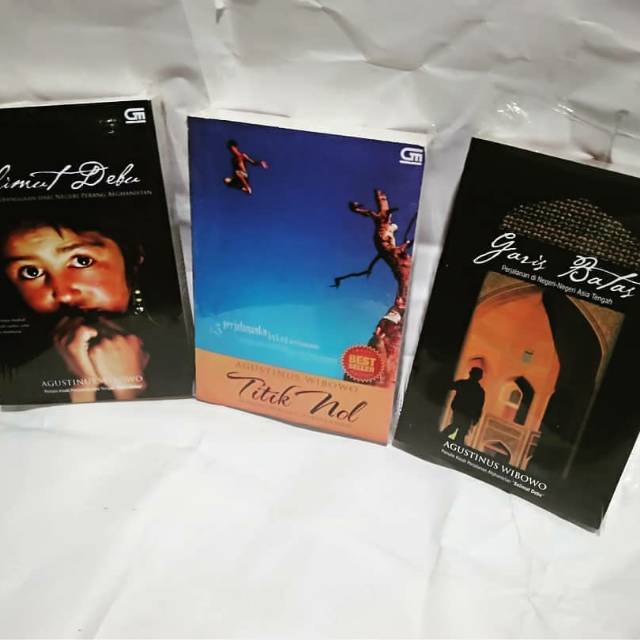 PAKET HEMAT AGUSTINUS WIBOWO