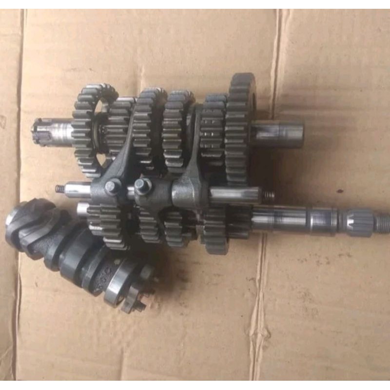 gigi rasio transmisi gearbox Vixion new original pnp r15
