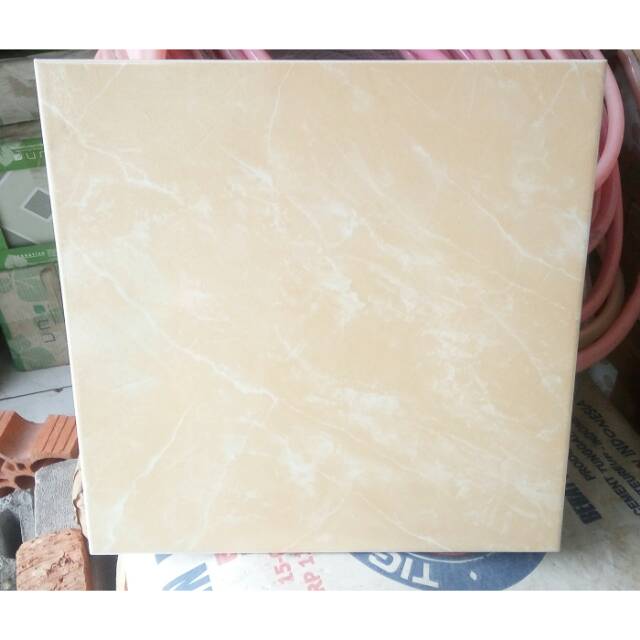 Keramik lantai 40x40 warna cream GRATIS ONGKIR