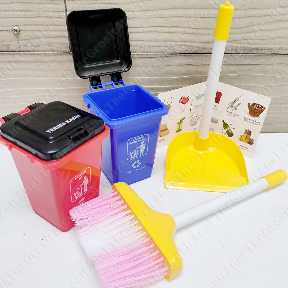 Cleaner Play Set MC04 BESAR Mainan Alat Kebersihan Sapu Pengki Tempat Sampah