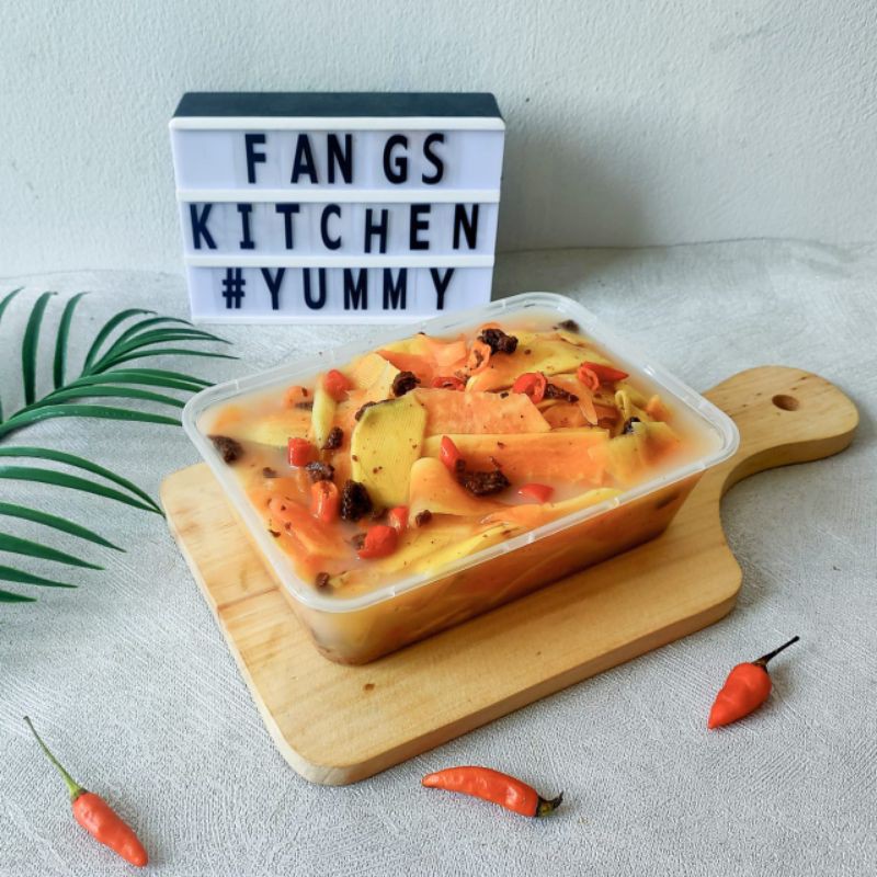 Asinan Mangga Muda serut. & Pepaya muda serut