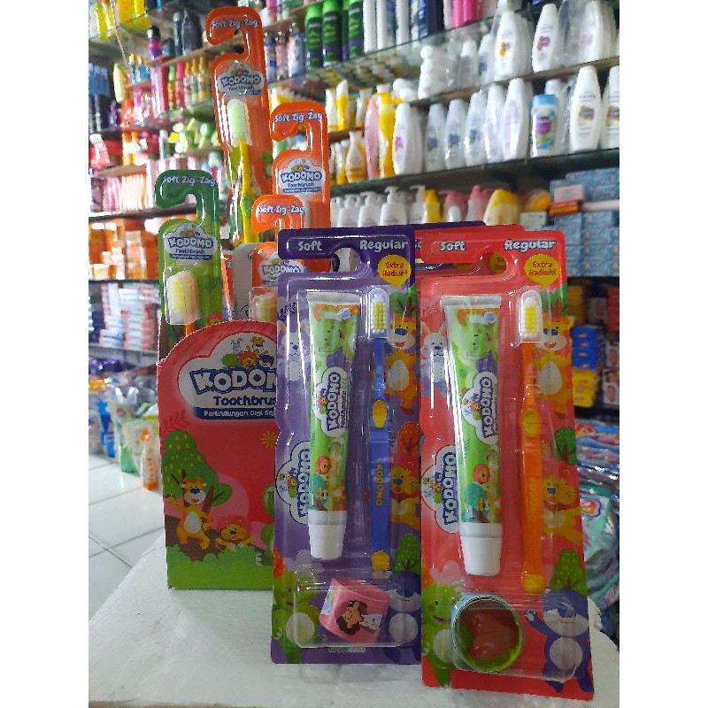 KODOMO Toothbrush Sikat Gigi Anak | REGULAR KIDS 6+ 2IN1 | Sikat Gigi Pasta Gigi