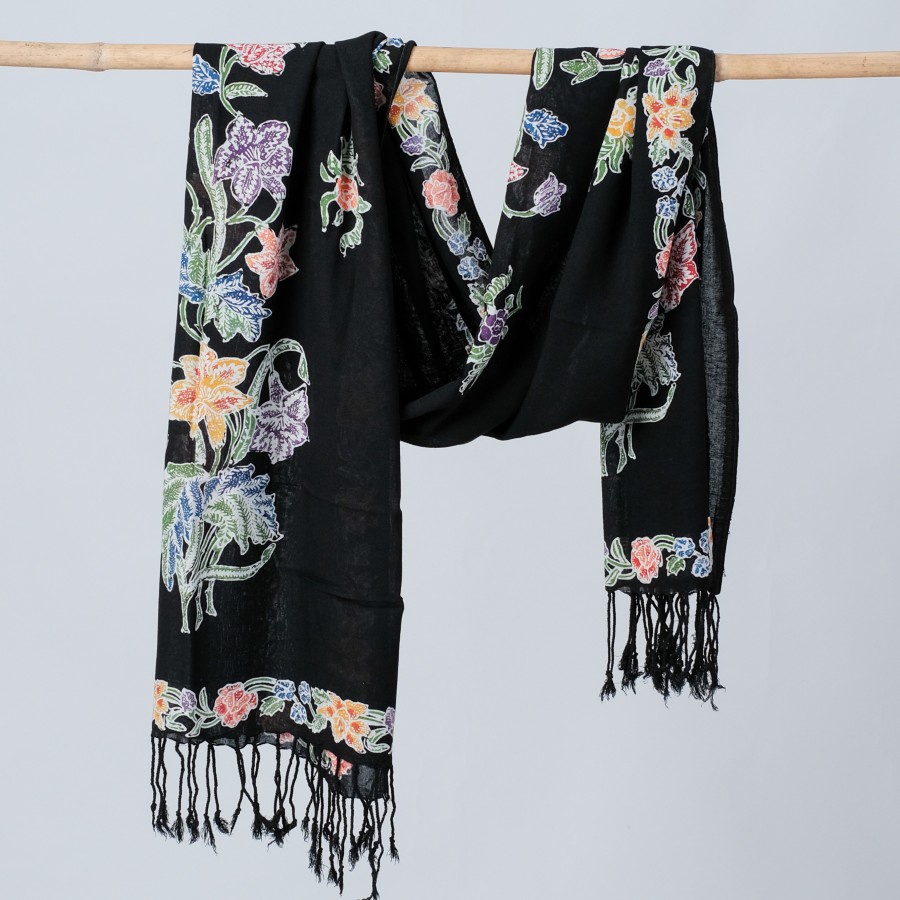 Selendang Batik Encim Pekalongan Meradelima Paris-Hitam