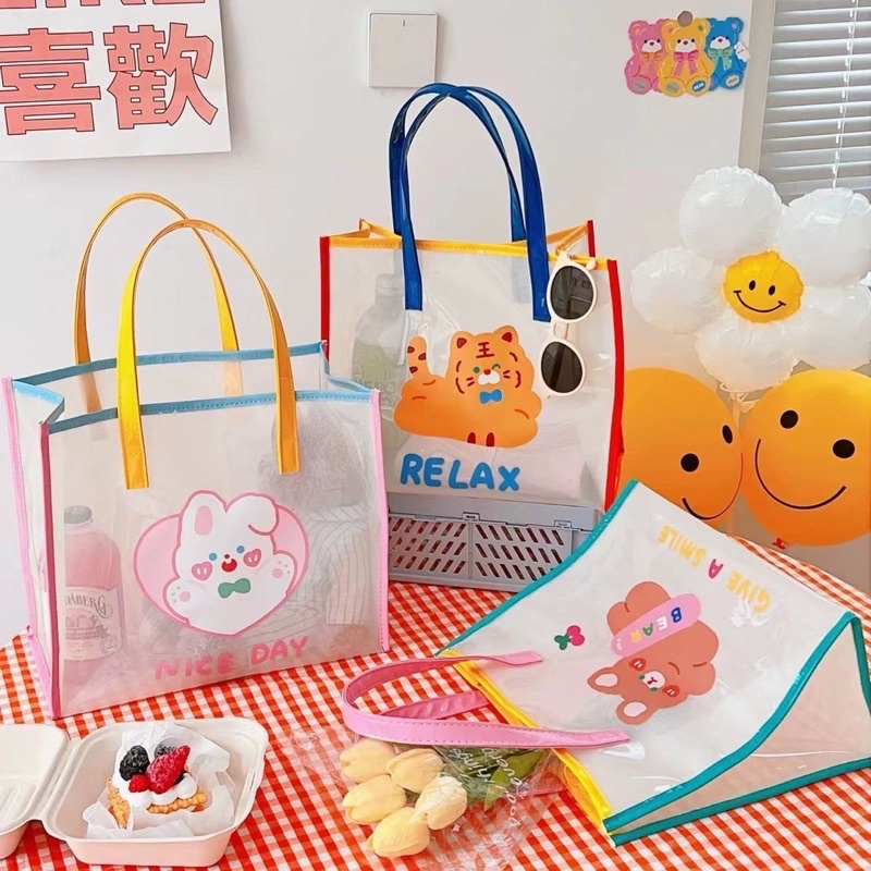 TOTEBAG KOREA MOTIF CUTE RABBIT AND BEAR / TOTEBAG LUCU GAYA KOREA / TOTEBAG ESTETIK / TAS LAPTOP / TAS DOKUMEN / TAS PIKNIK / TAS JINJING / TAS KULIAH / TAS ANTI AIR / TAS PVC / TOTEBAG WANITA / BELLE TOTEBAG