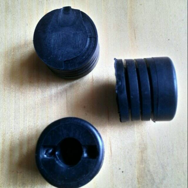 Karet Cap Motor Toyota Universal