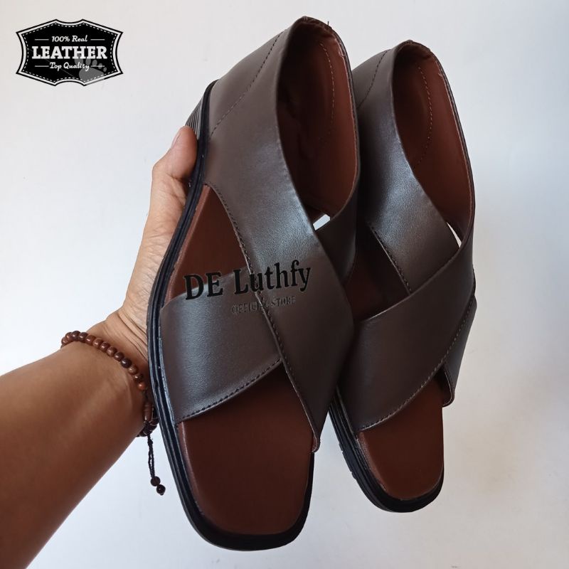 SANDAL SEPATU SILANG TALI KULIT PREMIUM / KENIP PRIA KASUAL BERLUBANG KULIT DE LUTHFY COLLECTION