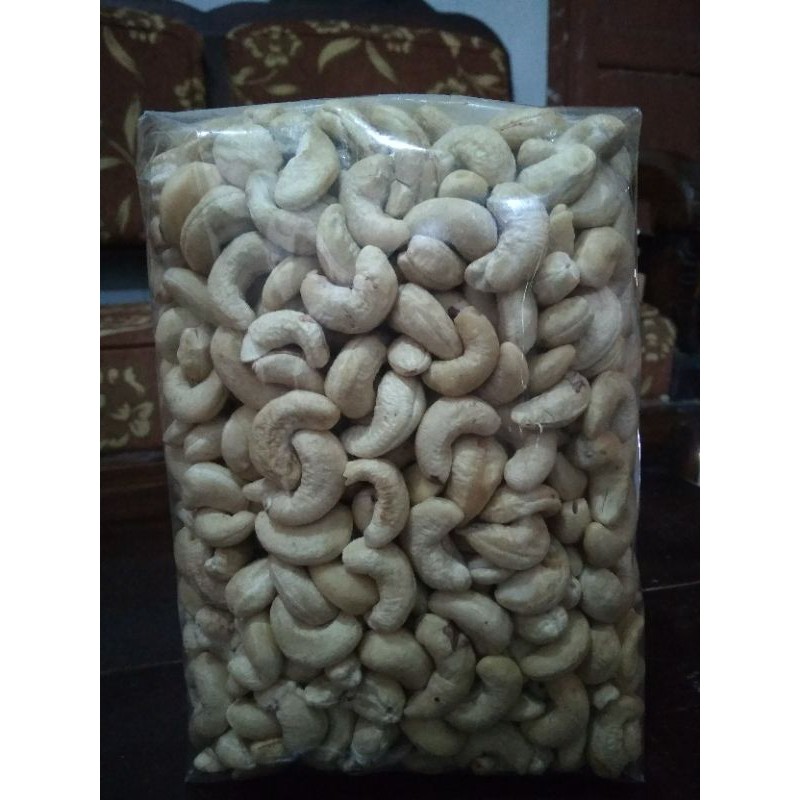 

kacang mete varian rasa