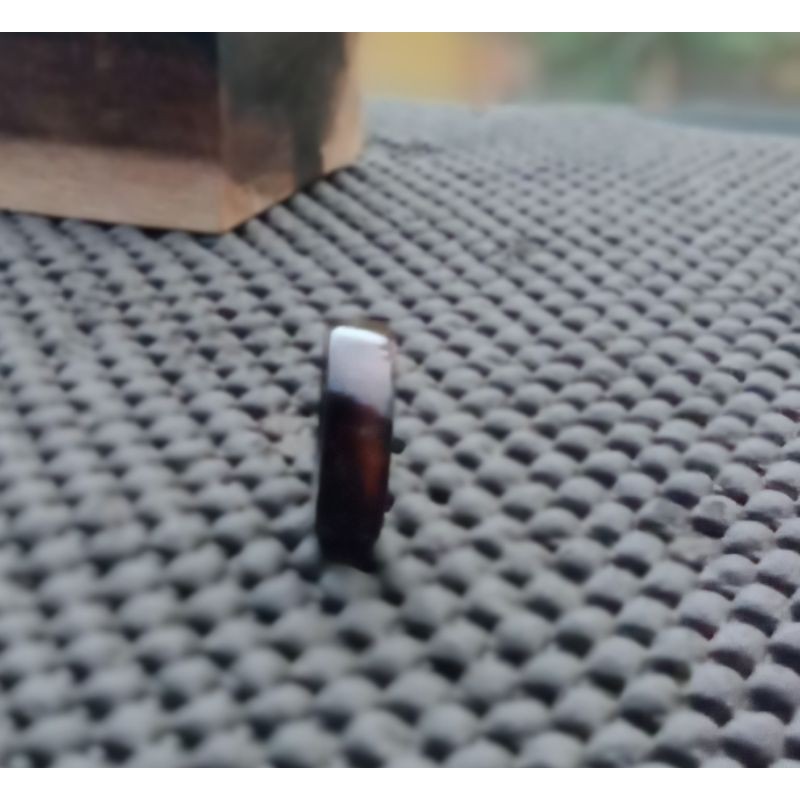 Cincin kayu ebony