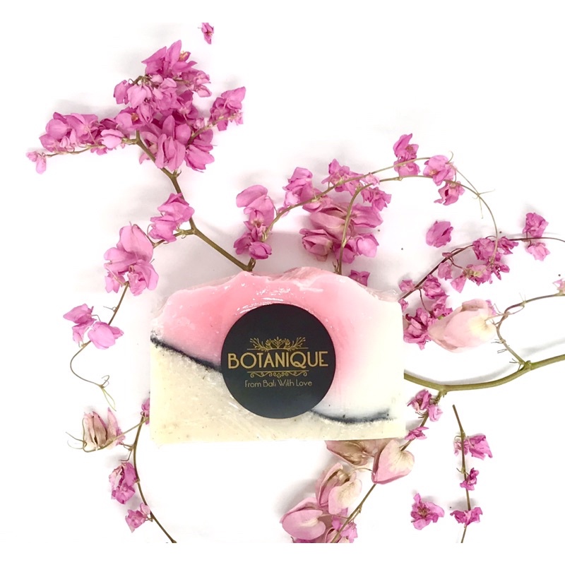 Botanique Vegan Soap ( Sandalwood Rose )