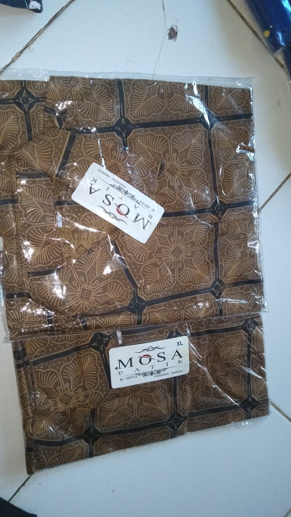 Atasan Kemeja Batik Mosa Hem Pria Lengan Panjang, Motif Mega Mendung Biru Batik Pekalongan -kemeja