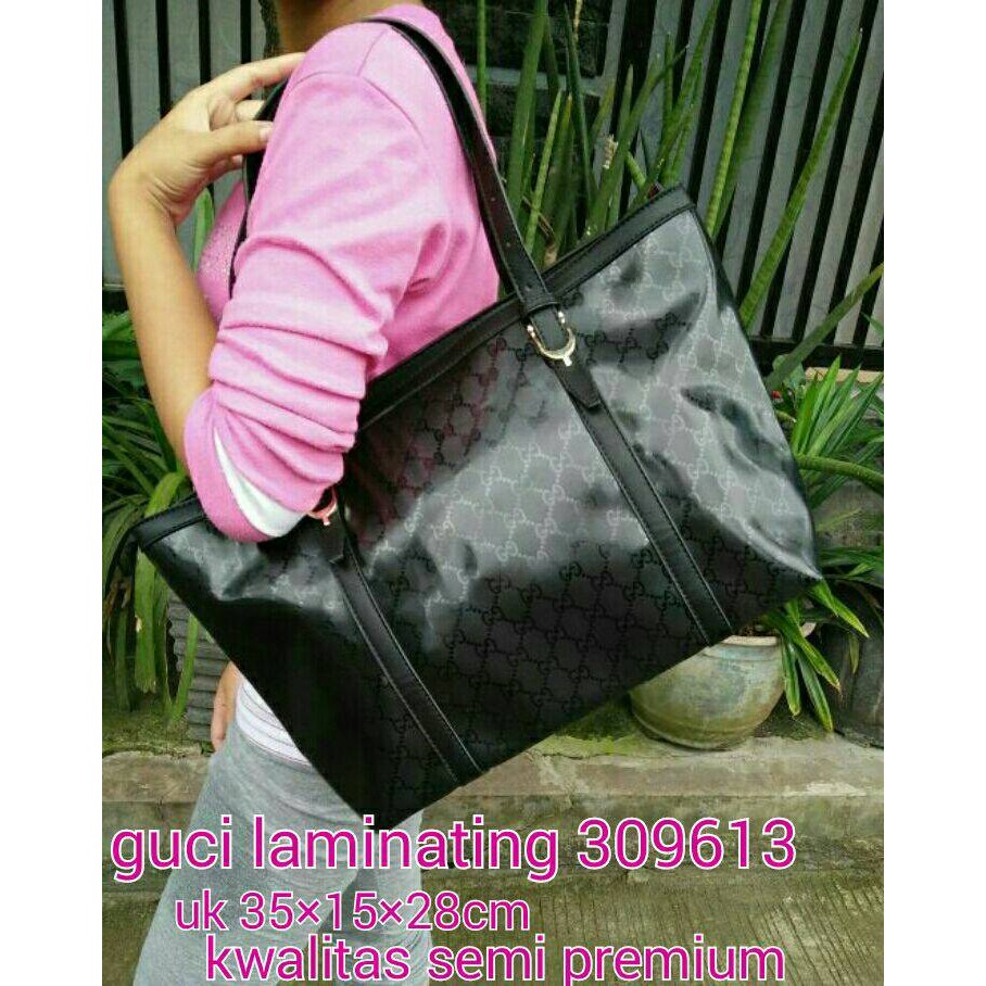 TAS GUCCI TOTE LAMINATING