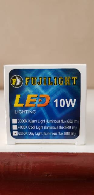 Lampu LED Fujilight Plastrum