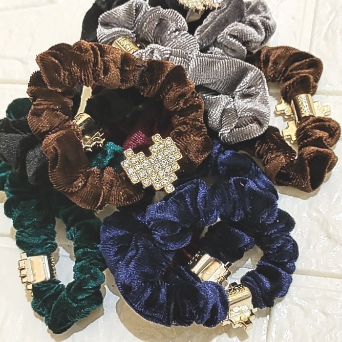 Senada Victory Scrunchie Bludru Ikat Rambut Velvet Korea