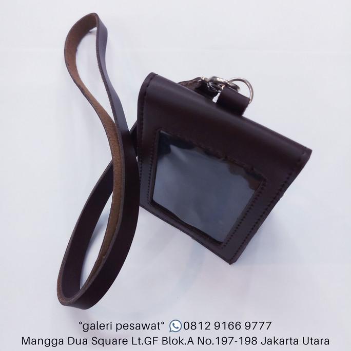 

Gantungan Id Card Kulit Terlaris
