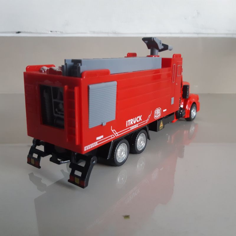 Diecast Truck Pemadam Kebakaran Alloy Mainan Miniatur Mobil Truk Fire