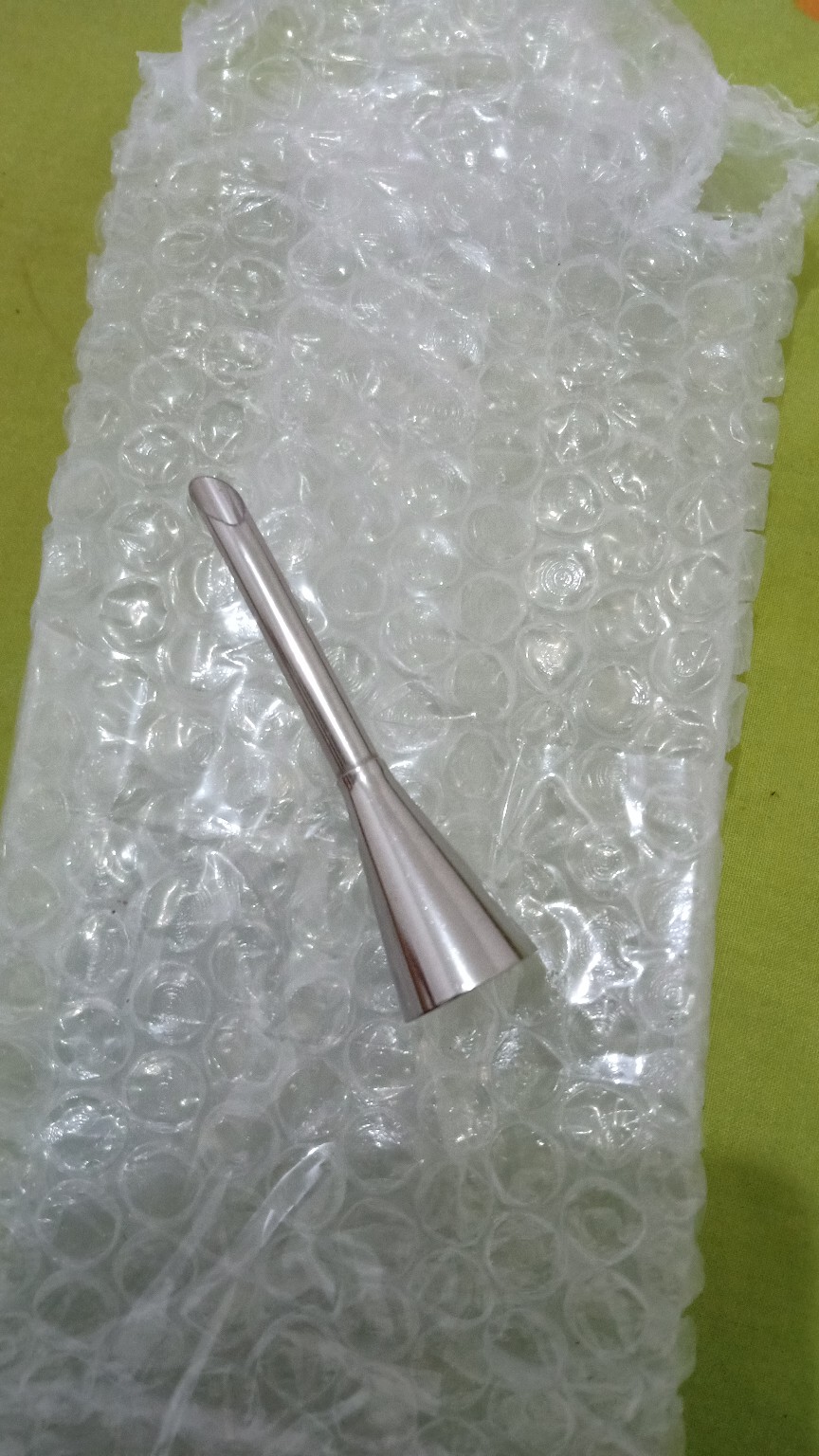 1pcs Cream Puff Mouth Icing Piping Nozzle Tip Stainless Steel Cupcake Puffs Injection Russian Syringe Puff Nozzle Tip Pastry Tool