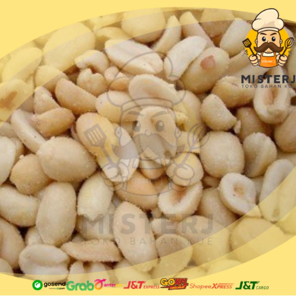 

Kacang Tanah Kupas | Kemasan Repack | 500 Gram | 1 Kg | Kacang Kupas Premium