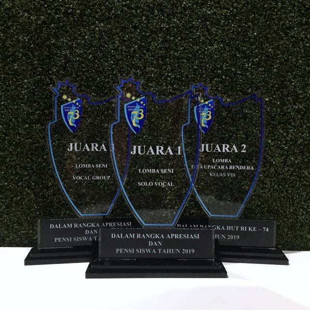 

jual plakat murah, plakat penghargaan, vandel custom, vandel murah