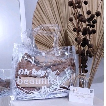 

TAMBAHAN PACKAGING KADO PERNIKAHAN ULANG TAHUN WISUDA LAMARAN