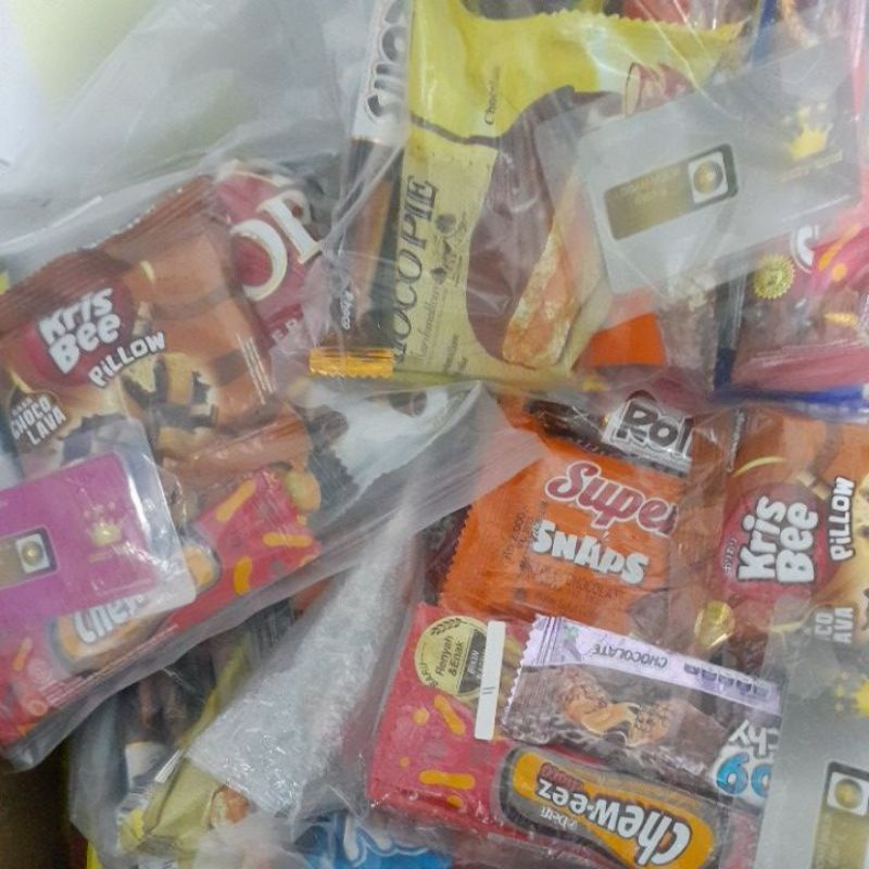 

BINGKISAN SNACK