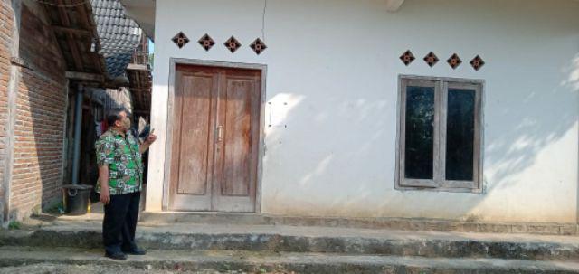 Beli 1 Gratis 1 Bantal Hotel Microfiber