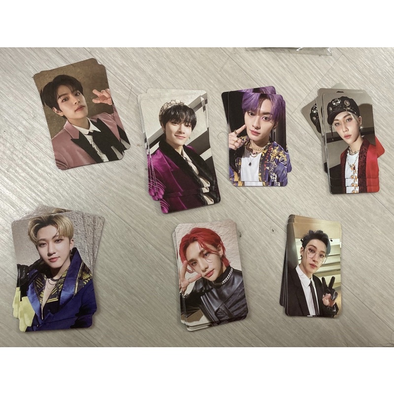 WTS JEWEL ODDINARY STRAY KIDS PHOTOCARDS