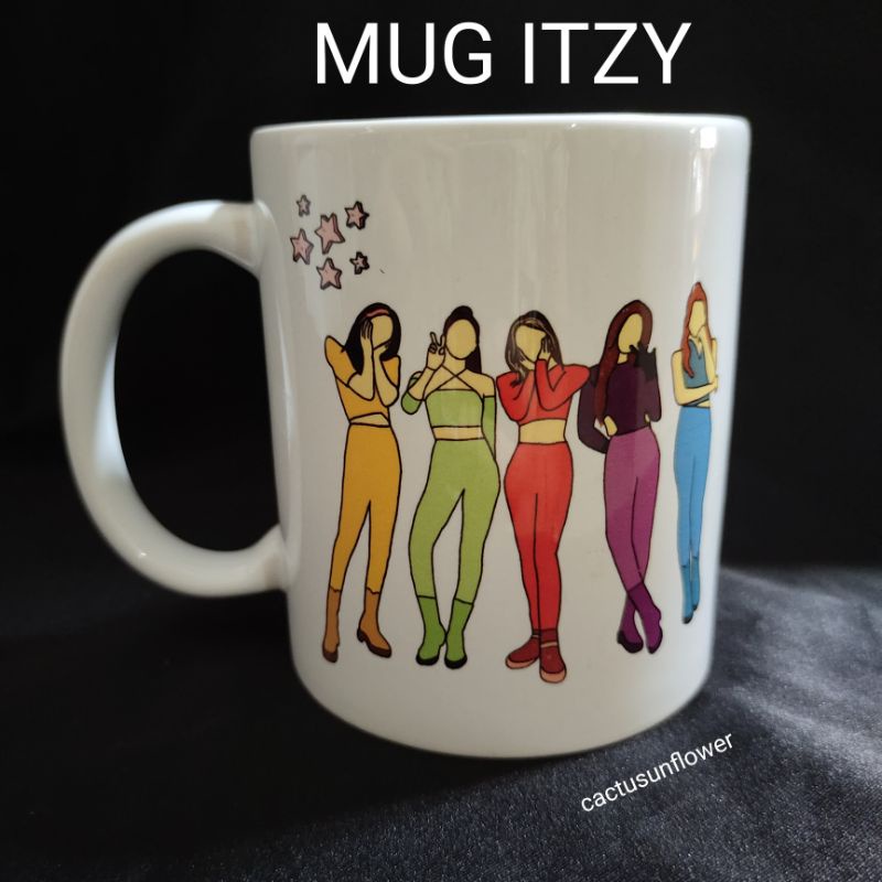 MUG ITZY + FREE PC YUNA
