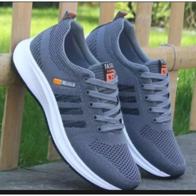 SEPATU SNEAKERS PRIA CHX FASHION SPORT