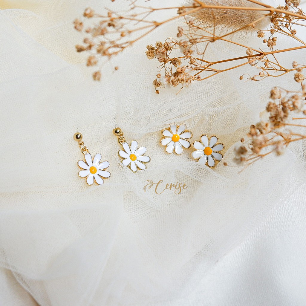 Daisy Earrings | Anting tusuk bunga daisy korea aksesoris wanita  cantik stylish trendy