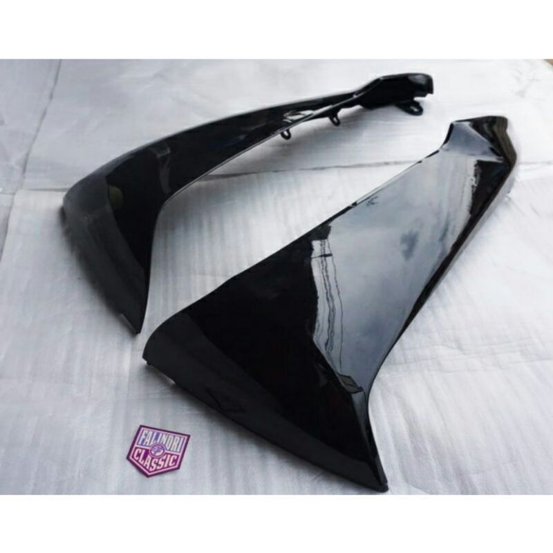 sayap luar honda karisma x 125 / karisma 125 D