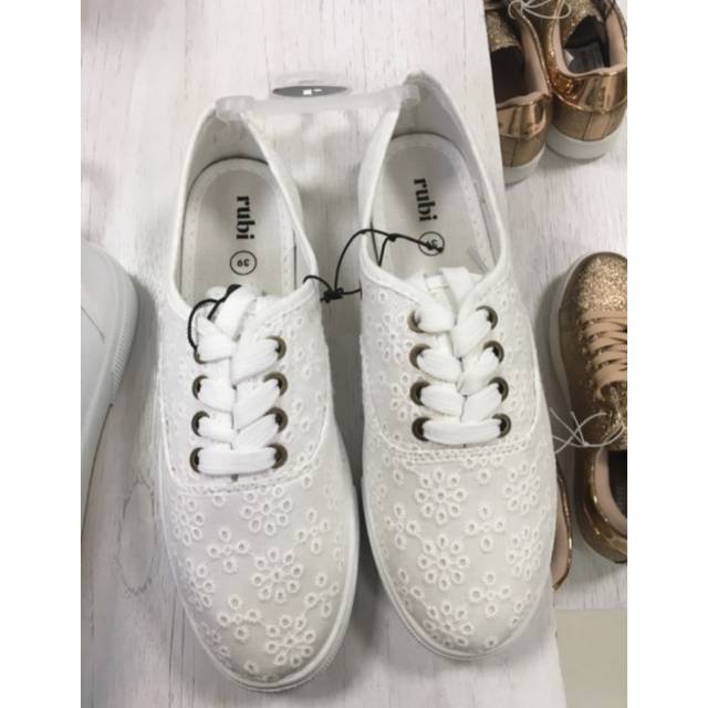  SEPATU RUBI  WHITE Sz 39 Shopee Indonesia