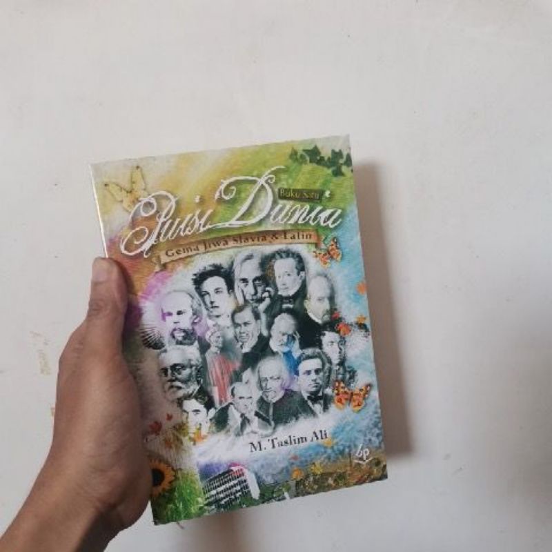 

Kumpulan Puisi Dunia Gema Jiwa slavina dan Latin ORIGINAL