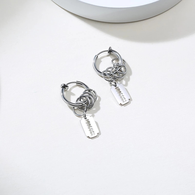 Anting Rantai Panjang Menjuntai Liontin Daun Bahan Stainless Steel Gaya Punk Elegan Untuk Pengantin Wanita