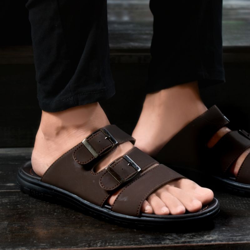 Sandal kulit puyu ban tiga Sandal pria dewasa model slop nyaman milenial Upper