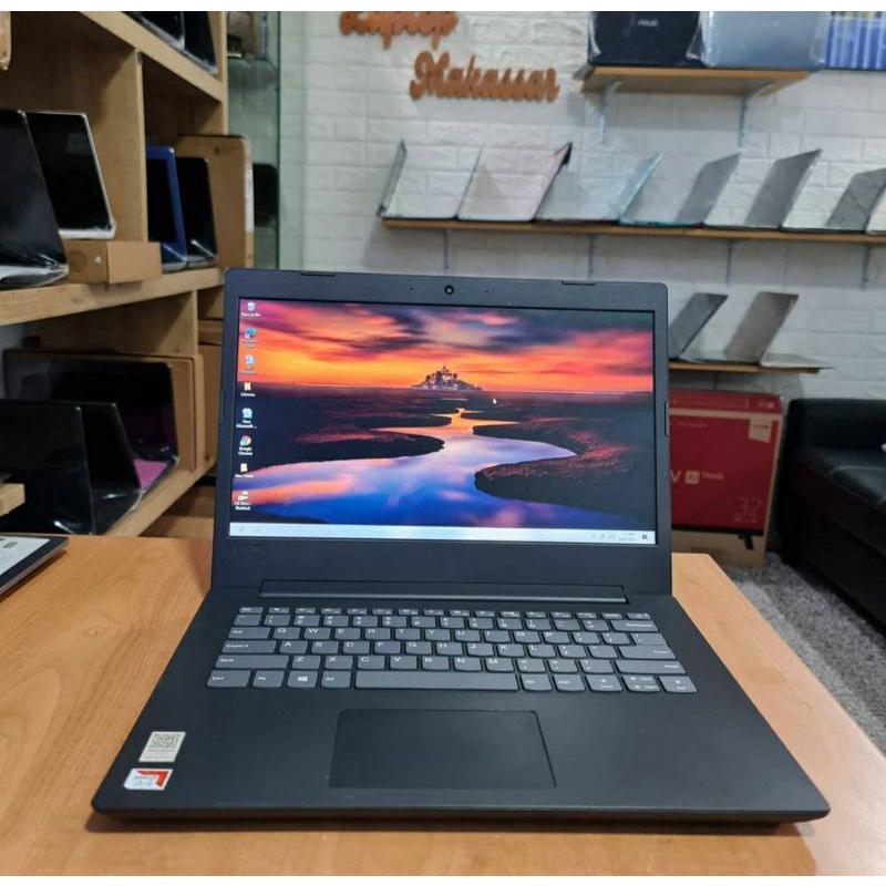 Lenovo V130