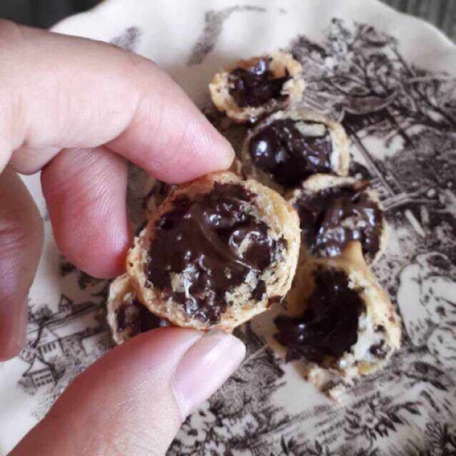 

Mini Soes Coklat