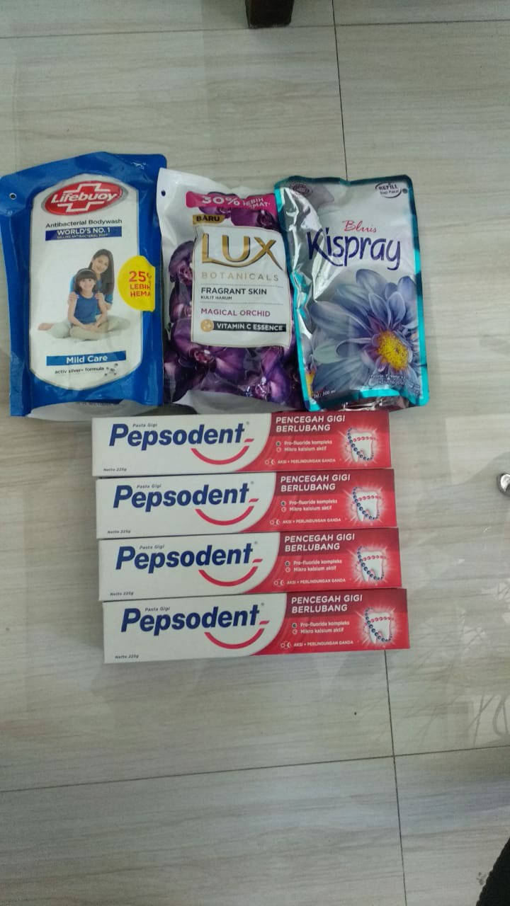 Kispray Pelicin & Pengharum Pakaian Refill 300ml