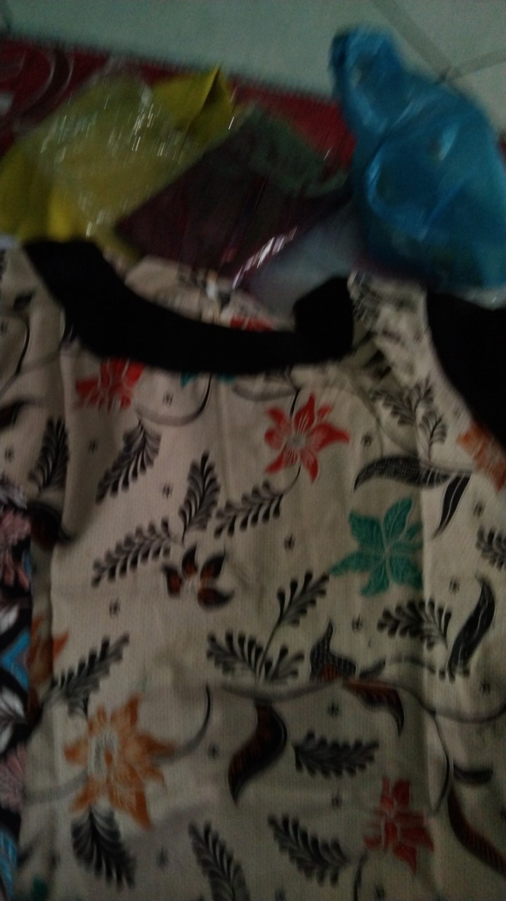 Atasan Blus Batik Wanita Modern Halus Kombinasipolos