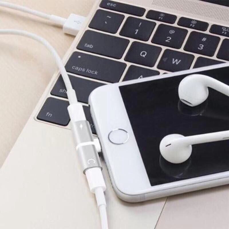 Kabel Data / Charger 2 In 1 Untuk Iphone 11 11pro 6 S 6 Plus 7 Plus 8 Plus Xr Xsmax