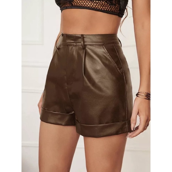 Hot Pants Leather pinches and folds Rise leather.id