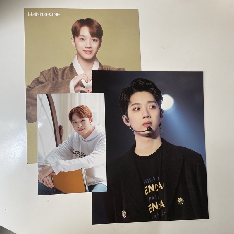 Season Greetings Lai Guanlin
