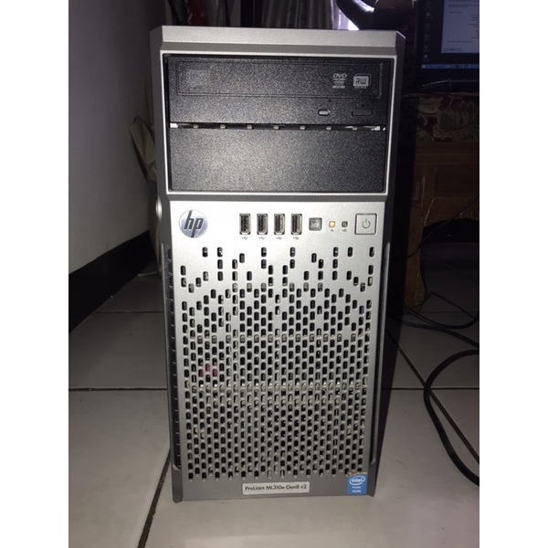 NEW PC SERVER HP PROLIANT bonus monitor samsung