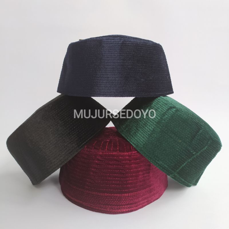 Peci Beludru Bani Hasyim Bludru Kopiah Dewasa Songkok Kain Lipat