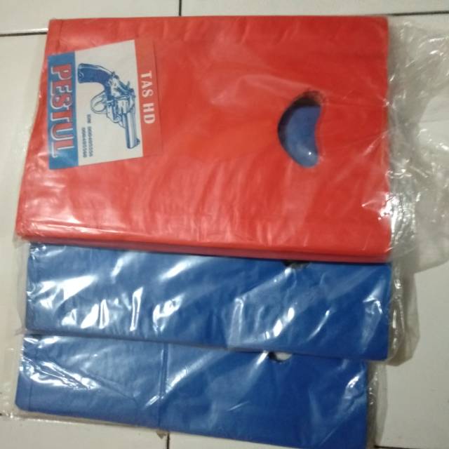 Plastik plong