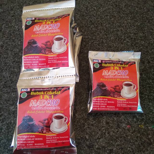 

Minuman Coklat 3 in 1 MADCHO (Madiun Chocolate)