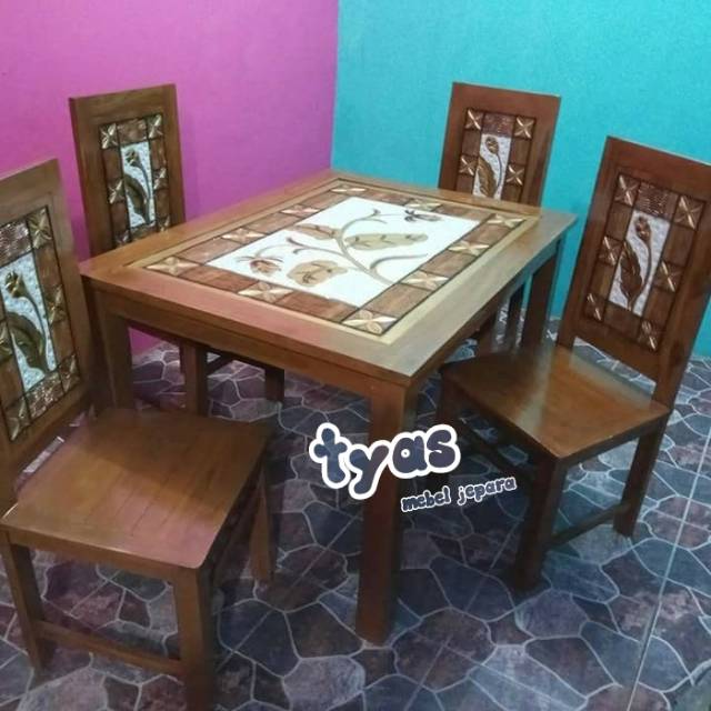 meja makan minimalis 4 kursi,mebel jepara,furniture